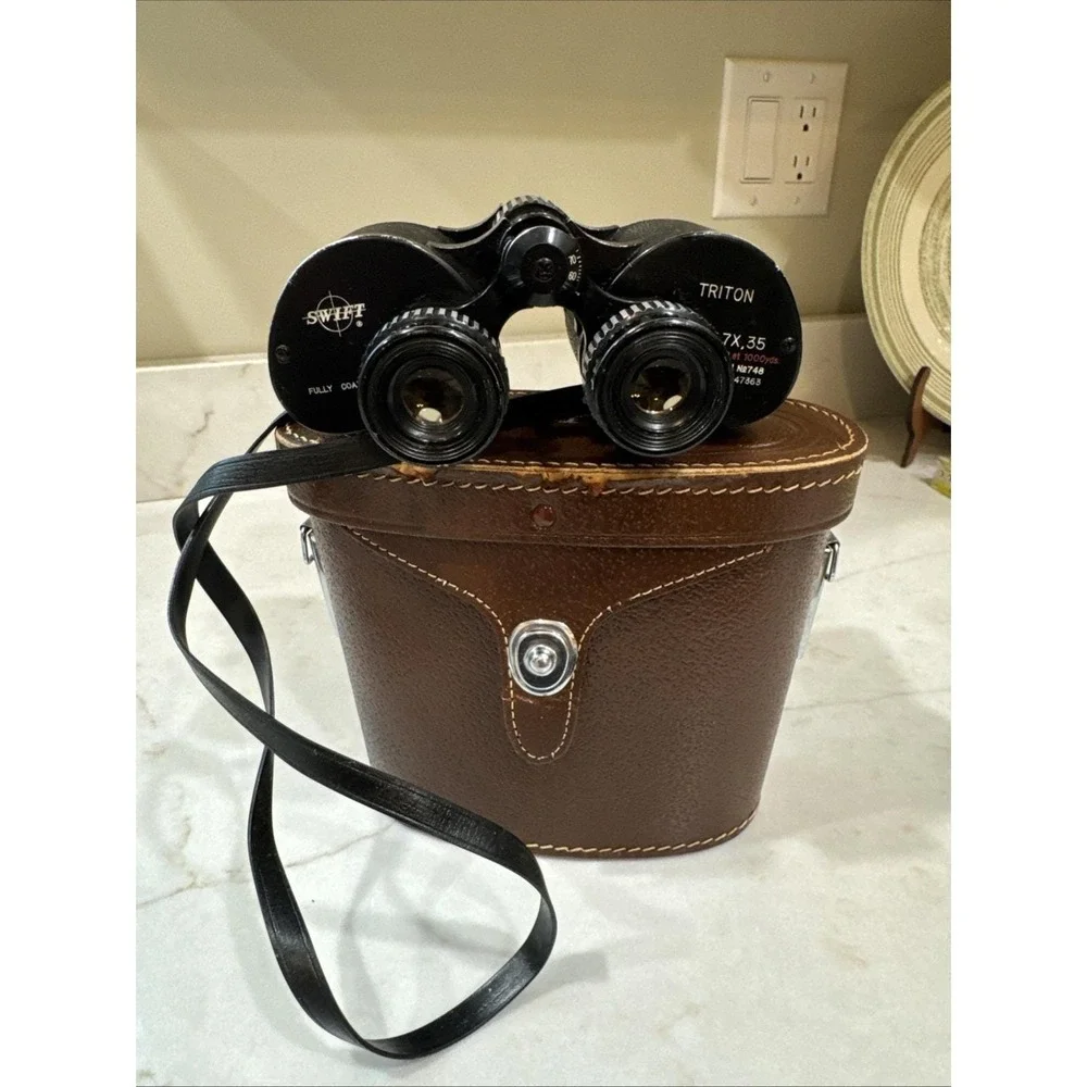 Vintage Swift Triton Japan Binoculars Model 748 w/ case 7x35 mm